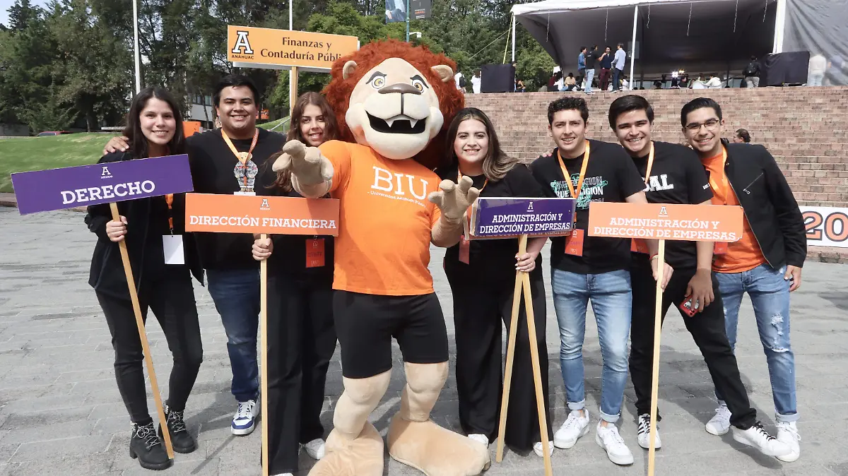 DANIELA ANAYA, JUA JESÚS BARRAZA, MARÍA JOSÉ PORTILLA, YOLANDA BARRAZA, EDUARDO MORALES, PABLO MEJÍA Y NETO SALAYANDIA